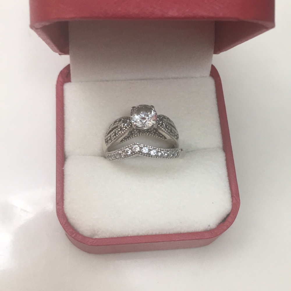 Engagement Ring && Wedding band size 8